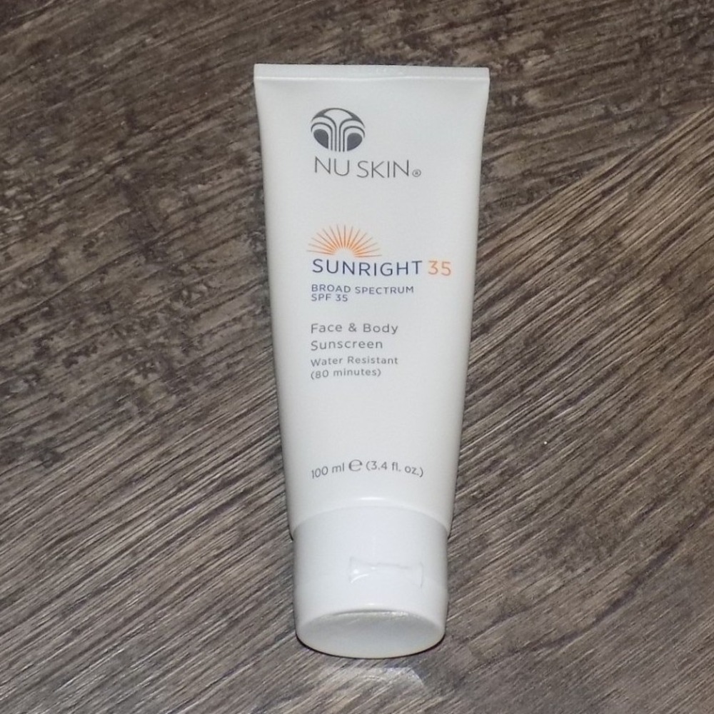 Nu Skin Sunright 35 Sunscreen 3.4 oz White New SPF 35 Face Body Water Resistant